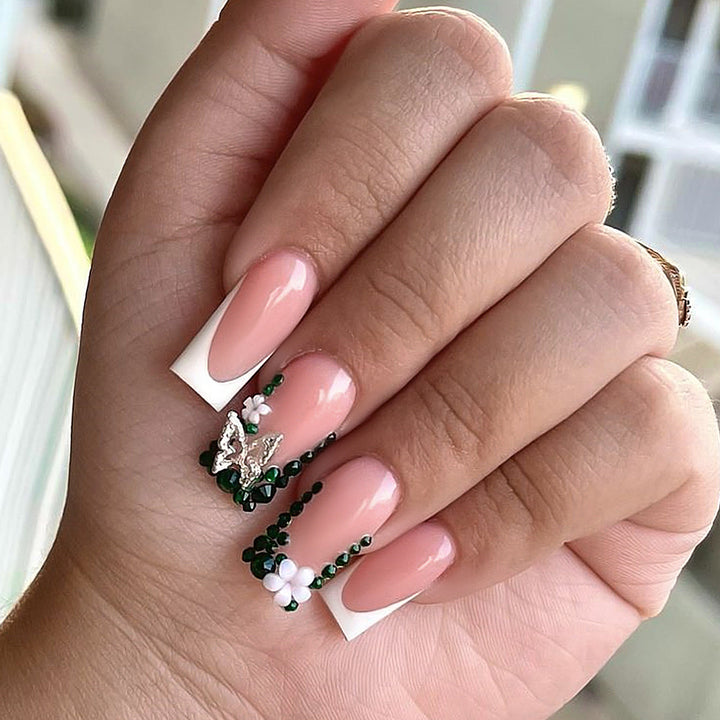 Acrylic nail set with appealing 3D decorations Kalsten