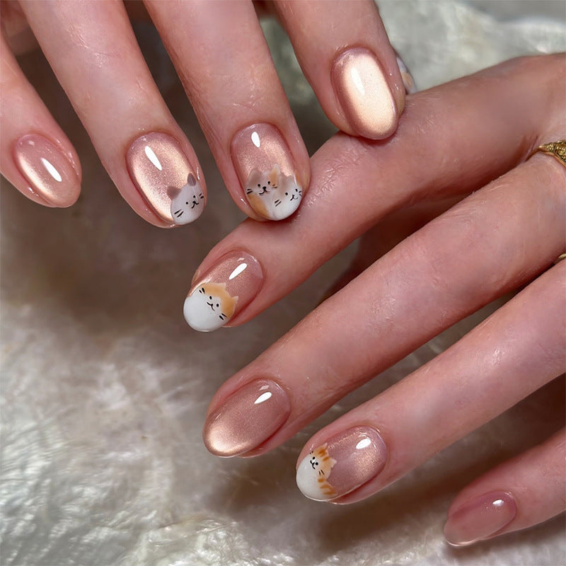 Creative nail art set with cute animal motifs and glitter accents Kalsten