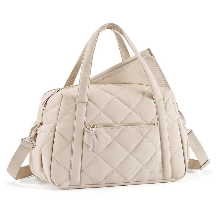 Stylish travel bag with innovative interior concept Kalsten