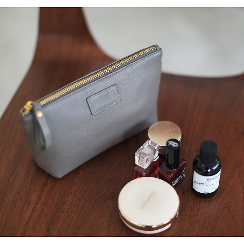 Textured Leather Zip Cosmetic Pouch Kalsten