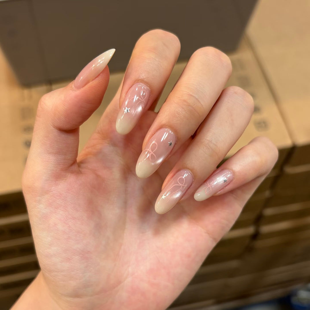 Themed Press-On Nail Art Set with Hello Kitty Designs Kalsten