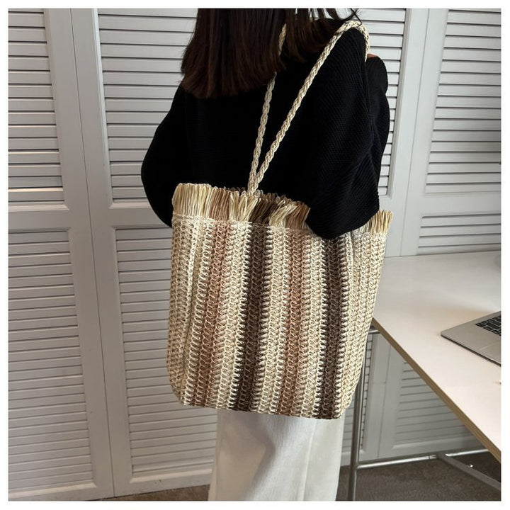 Handbag Made of Braided Natural Material Kalsten