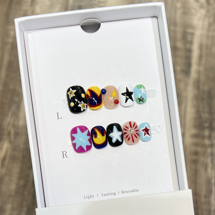 Cosmic-Themed Press-On Nail Art Set Kalsten