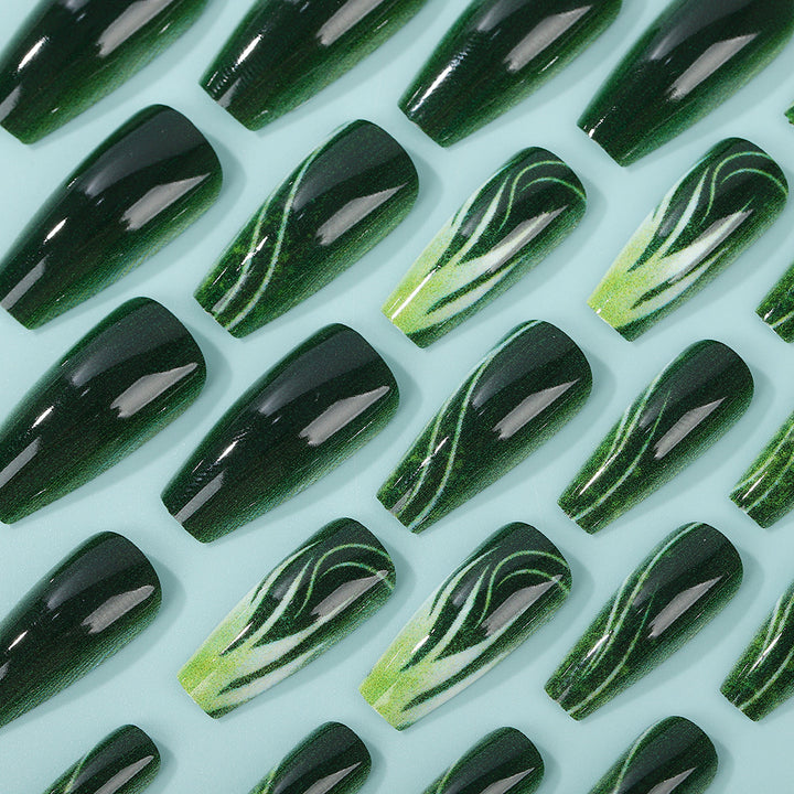 Creative nail art with green design Kalsten