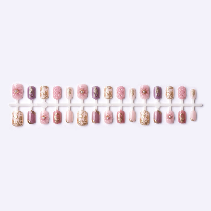 Elegant Floral Decorative Press-On Nail Art Set Kalsten