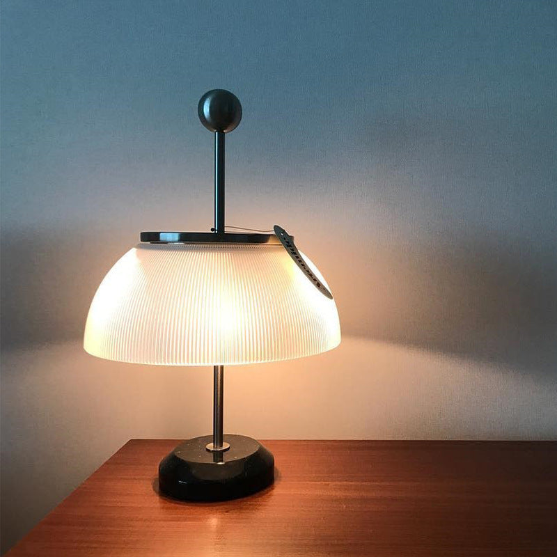 Elegant Pleated Shade Table Lamp