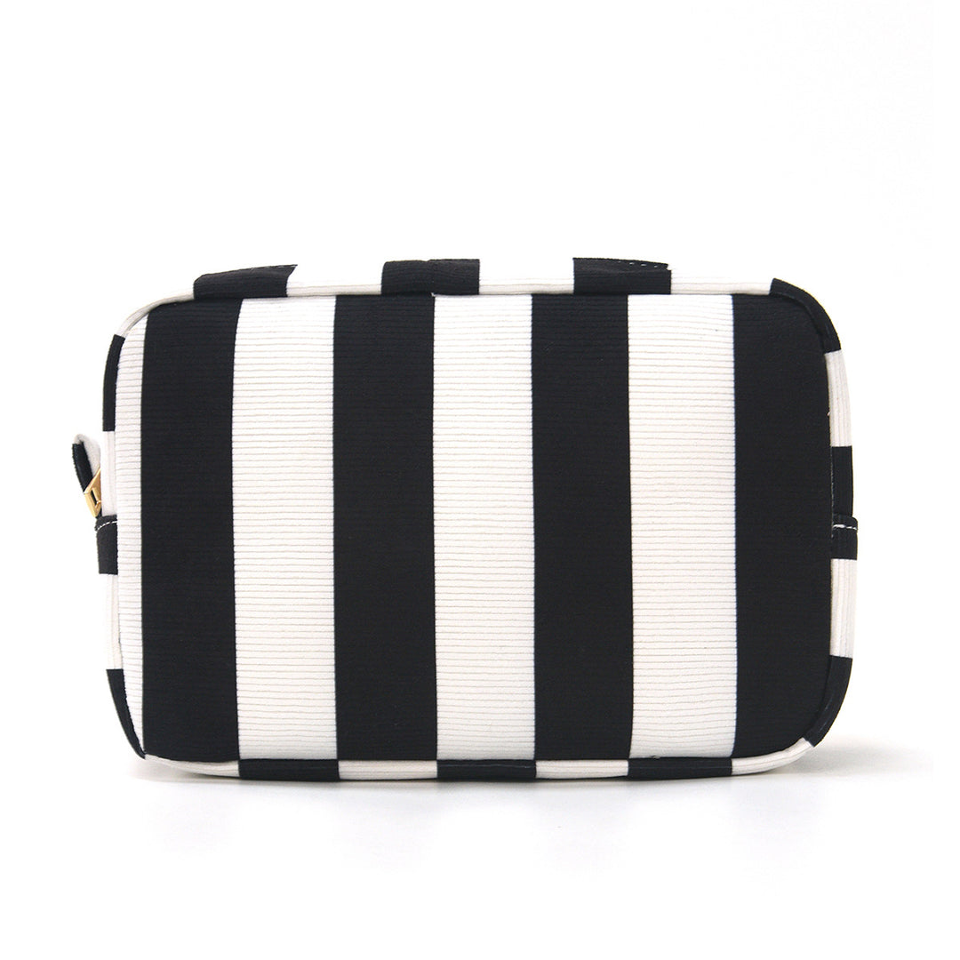 Cosmetic organizer with practical compartment system Kalsten