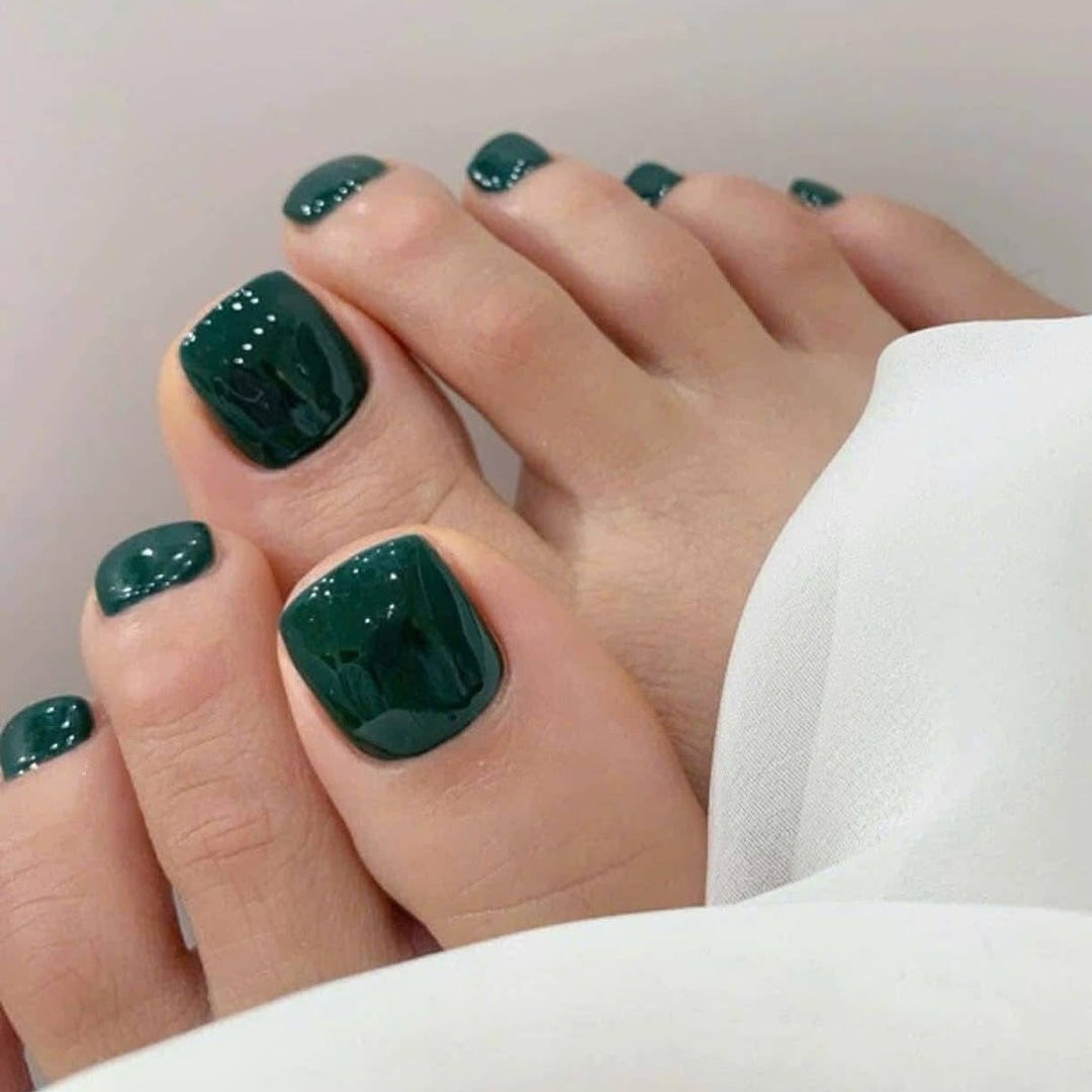 Artificial nail set with luxurious high-gloss finish Kalsten