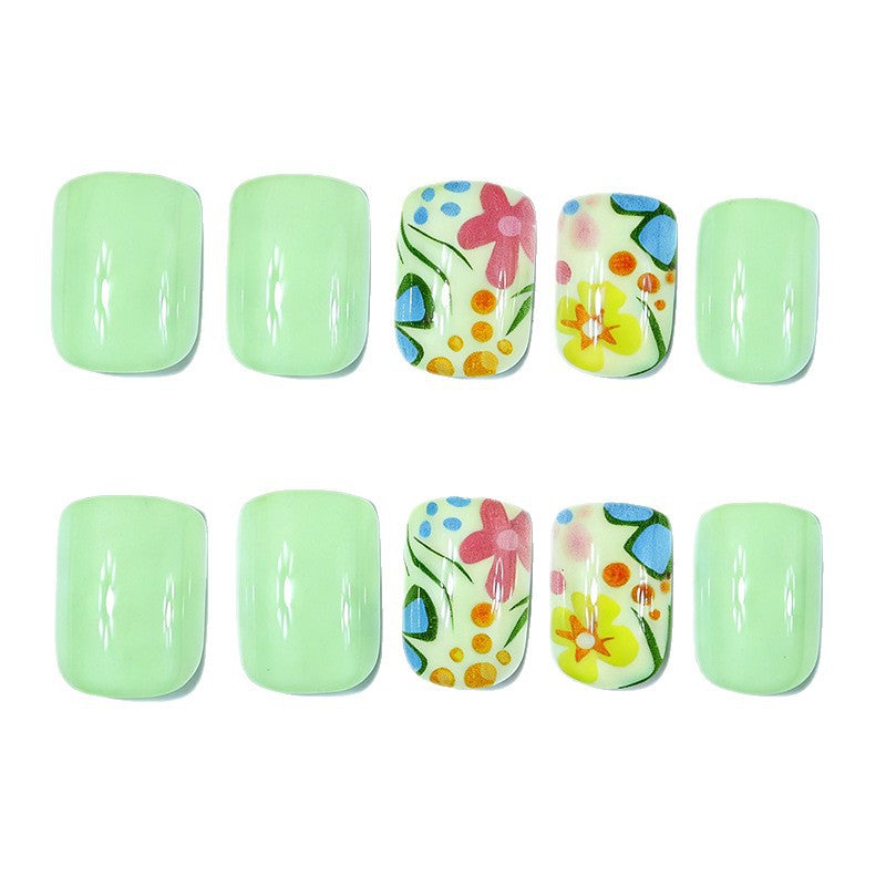 Floral Artistry Nail Design Kalsten