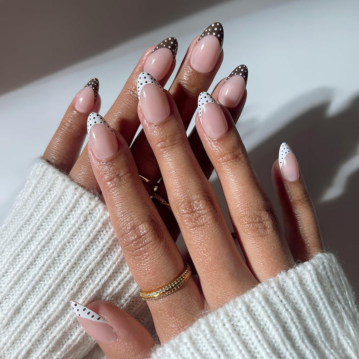 Artistic Pointed Press-On Nail Design Kalsten