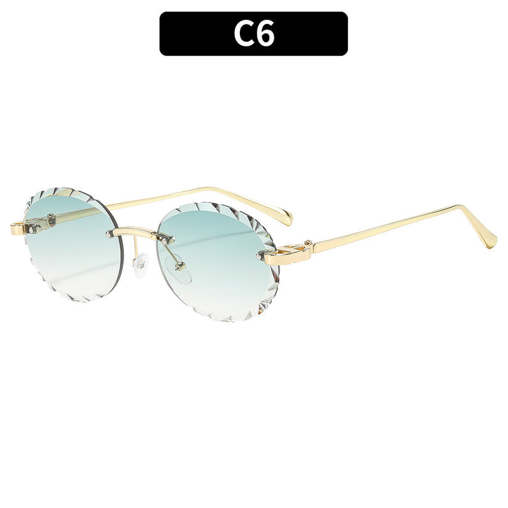 Chic Round Fashion Sunglasses with Unique Edge Detail