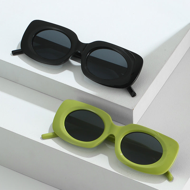 Modern Vintage-Inspired Oversized Sunglasses Kalsten