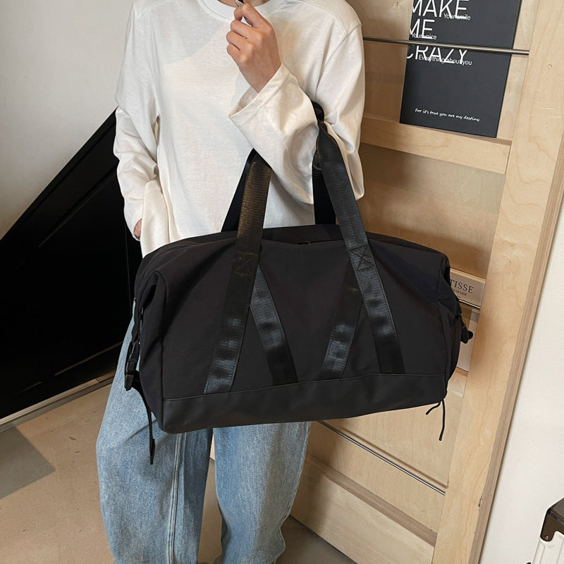 Versatile Heavy-Duty Travel Duffle Bag Kalsten