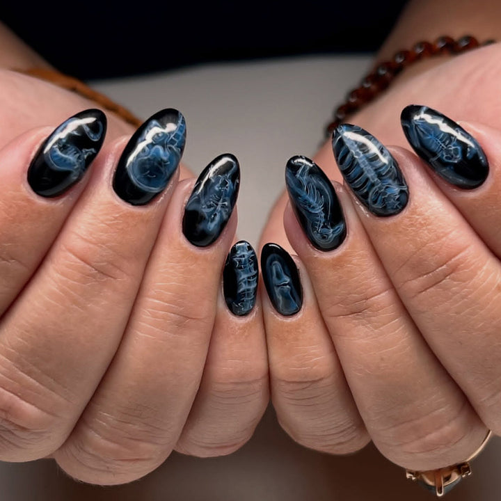 Artificial Fingernails with Modern Gothic Design Kalsten