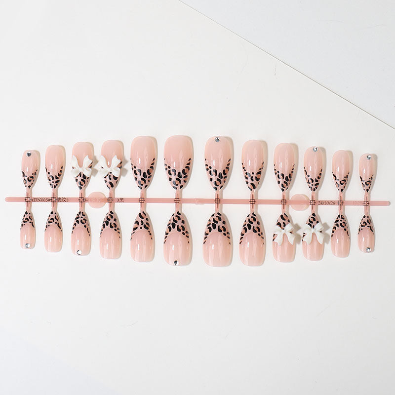 Decorative Nail Tips Set Kalsten