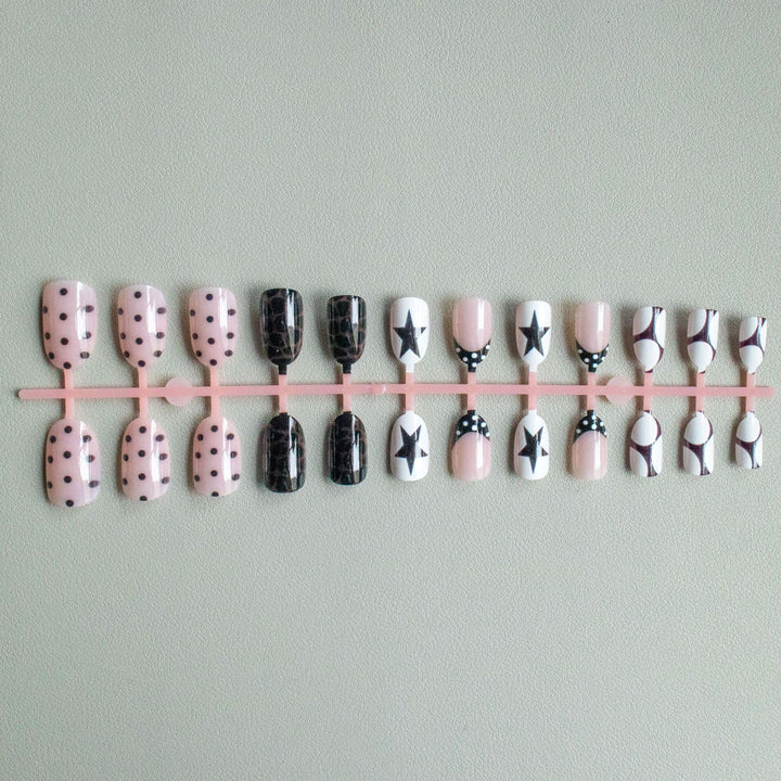 Artistic Nail Art Kit with Geometric Patterns
