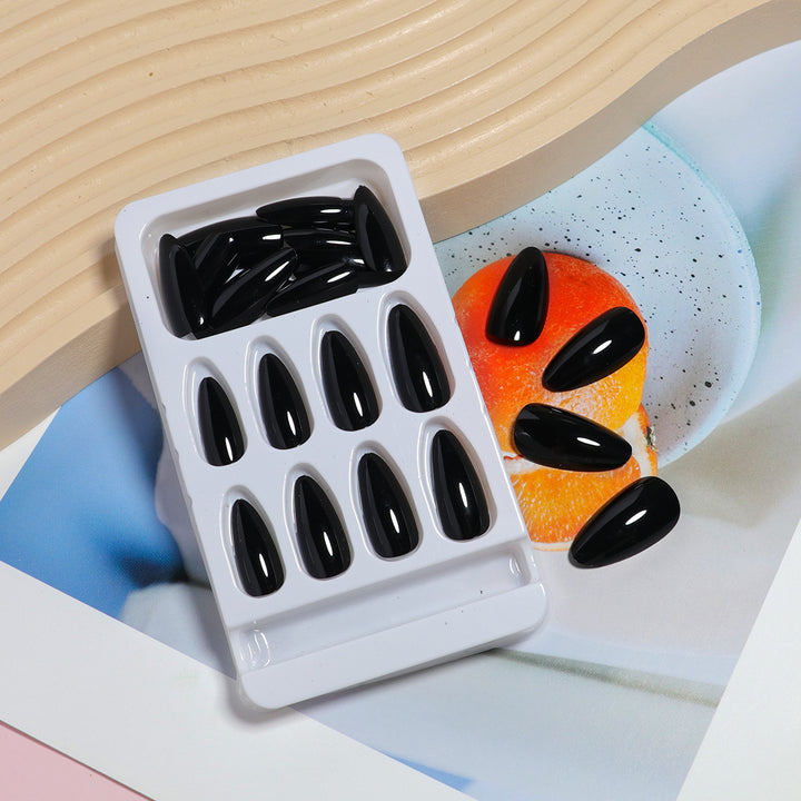 Press-On Almond-Shaped Nail Tips Kalsten