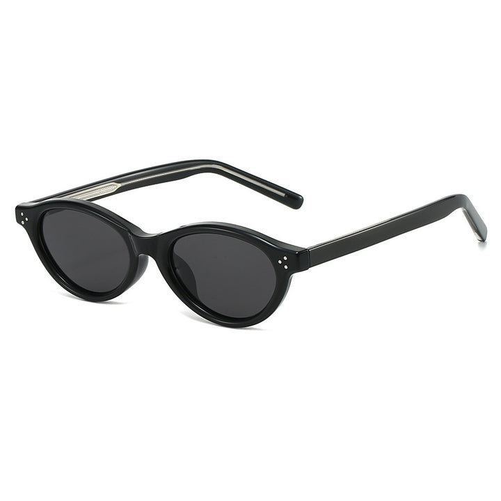 Women Cat-Eye Sunglasses with elegant, transparent frame and UV400 protection Kalsten