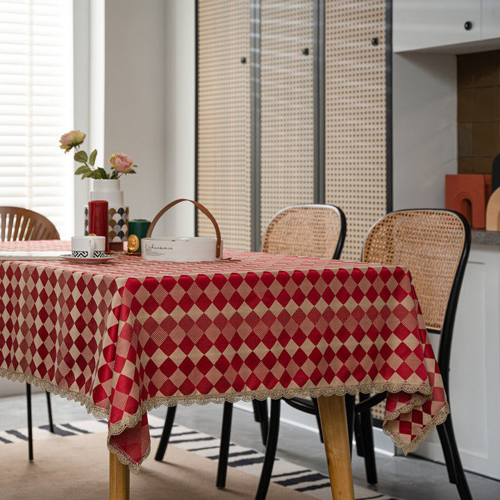 Elegant Checkered Table Cover