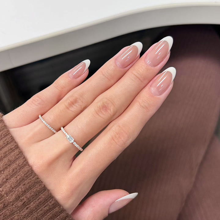 Elegant Almond-Shaped Press-On Nail Set