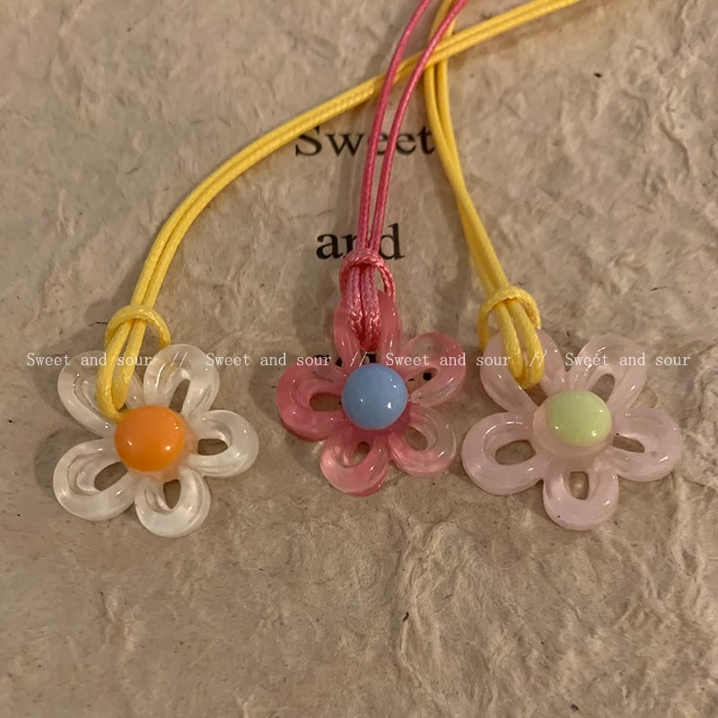 Floral Pendant Necklace Kalsten