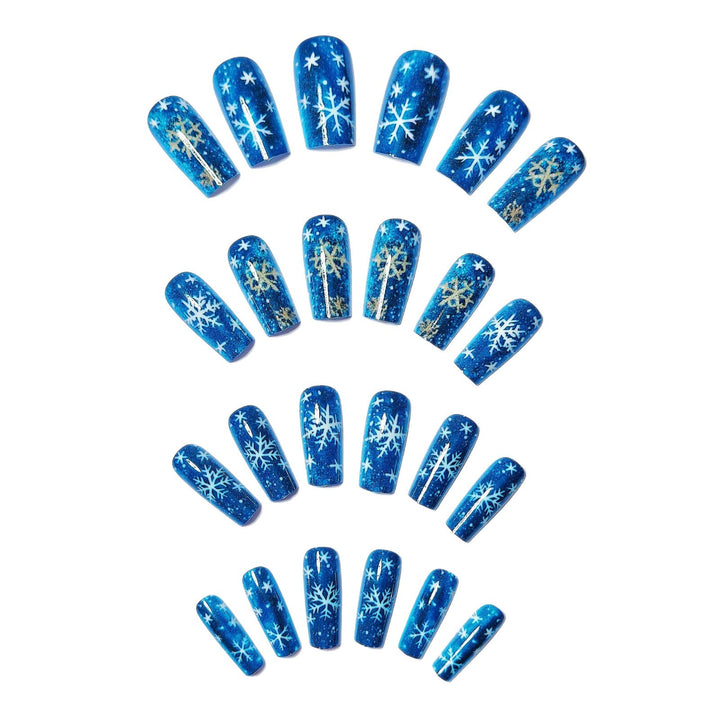Festive Winter-Themed Glitter Nail Art Kalsten