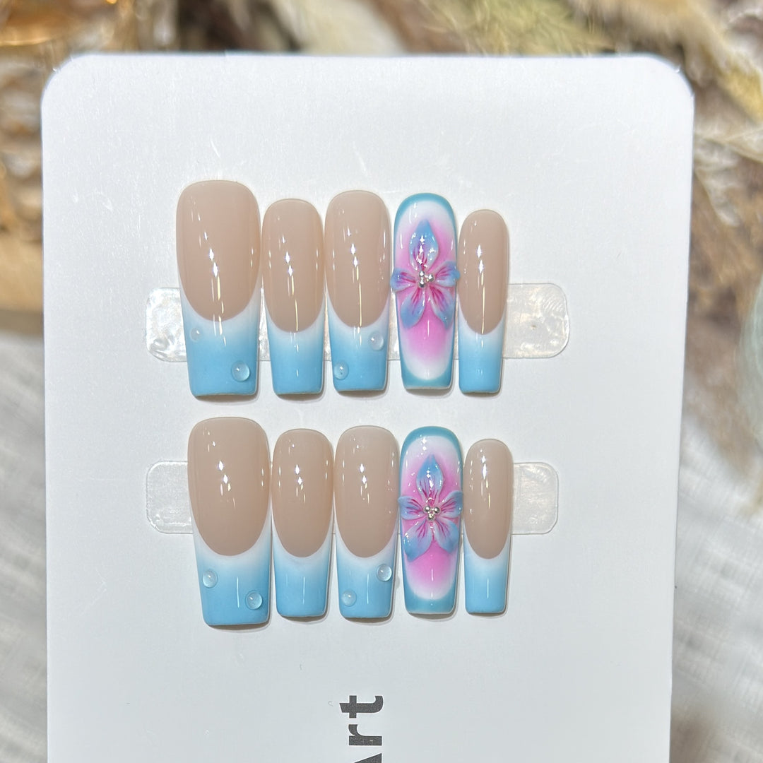 Floral-Accent Press-On Nail Set Kalsten