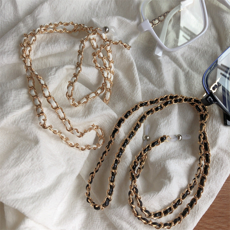 Stylish Chain Eyewear Holder Kalsten