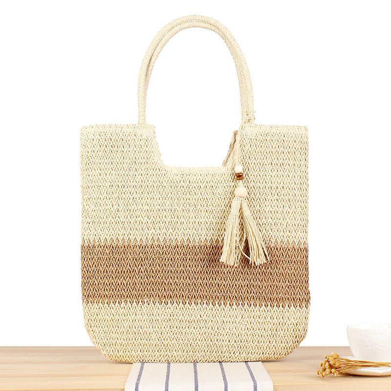 Elegant straw bag with practical tassels Kalsten