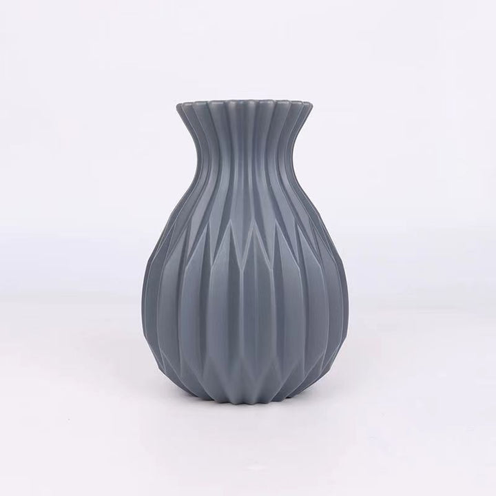 Modern Textured Decorative Vase Kalsten