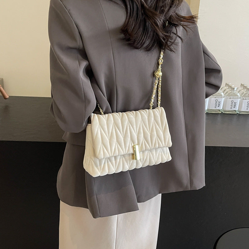 Quilted Shoulder Clutch Kalsten