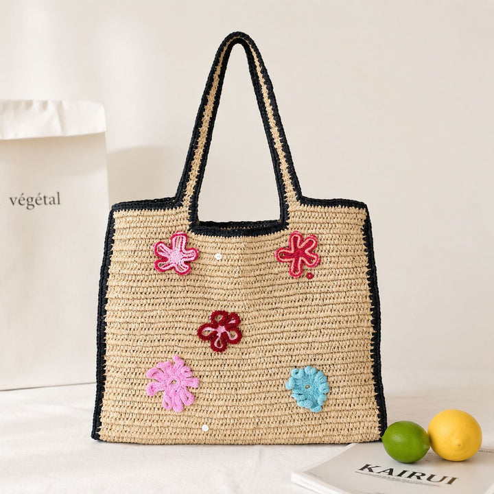Handmade straw bag with flower appliqués Kalsten