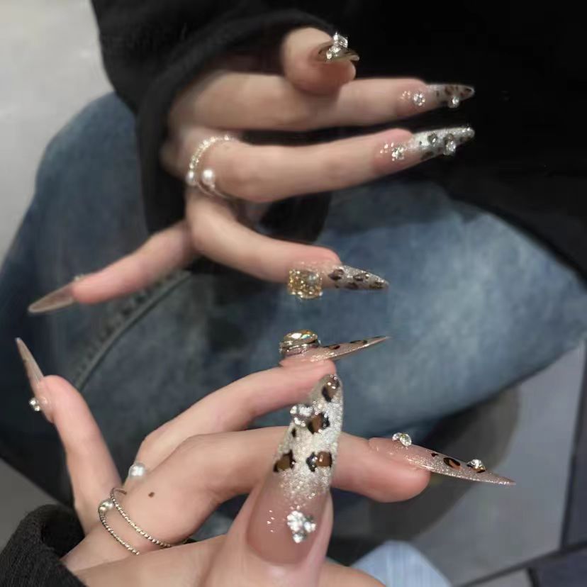 Elegant Stiletto Press-On Nails with Rhinestone Accents Kalsten