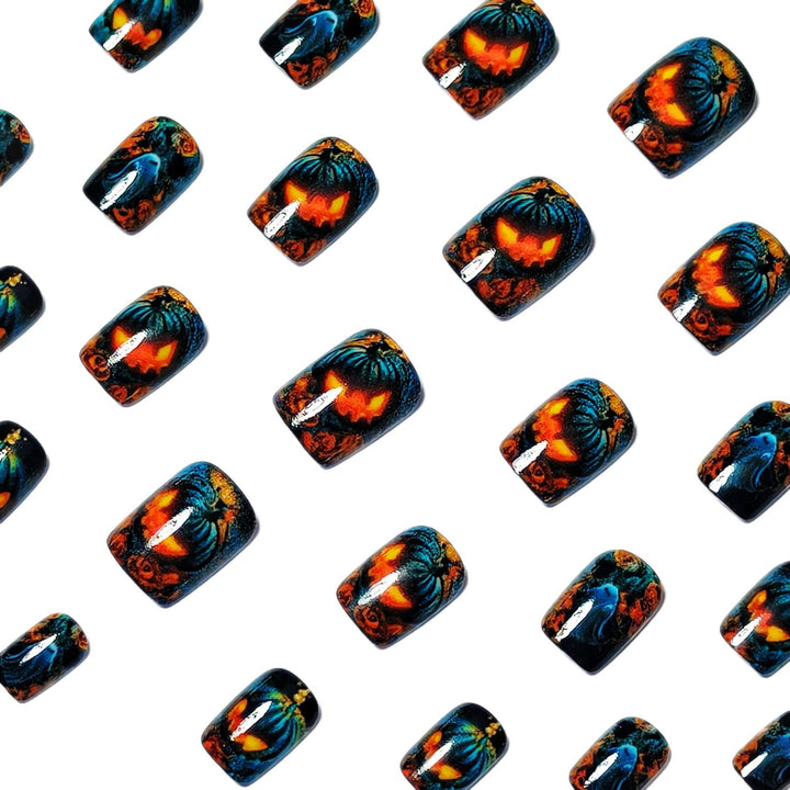 Festive Halloween-Themed 3D Nail Art Kalsten
