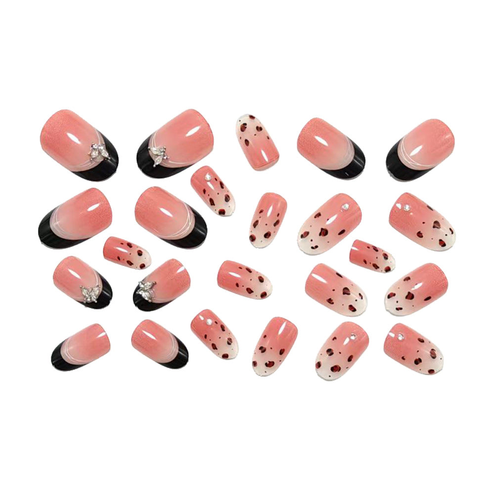 Exclusive artificial nails with dreamy heart and glitter effects Kalsten