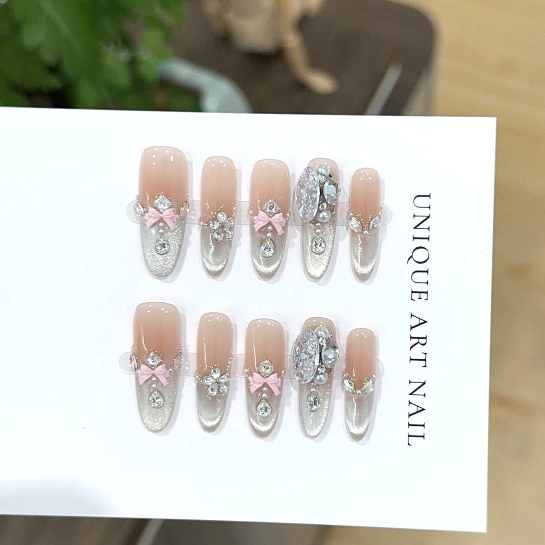 Glamorous Rhinestone and Bow Decorated Press-On Nail Set