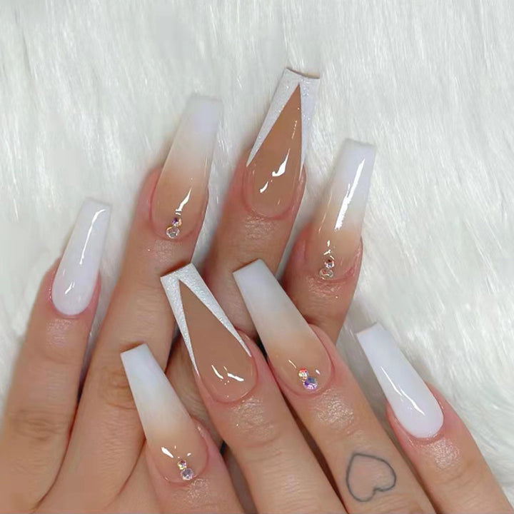 Elegant artificial nail tips with elegant contours Kalsten