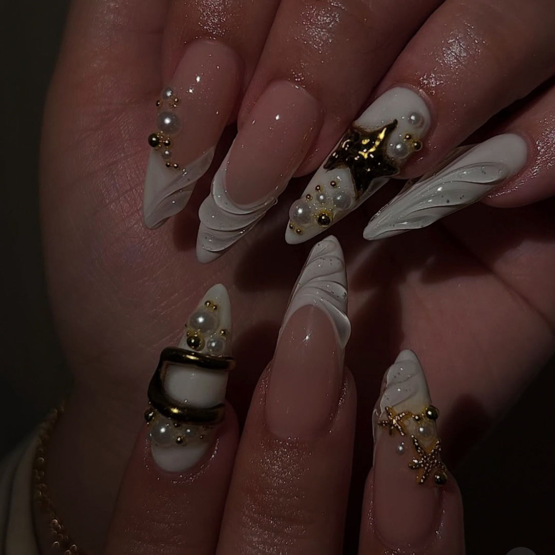 Elegant Nail Art Kalsten