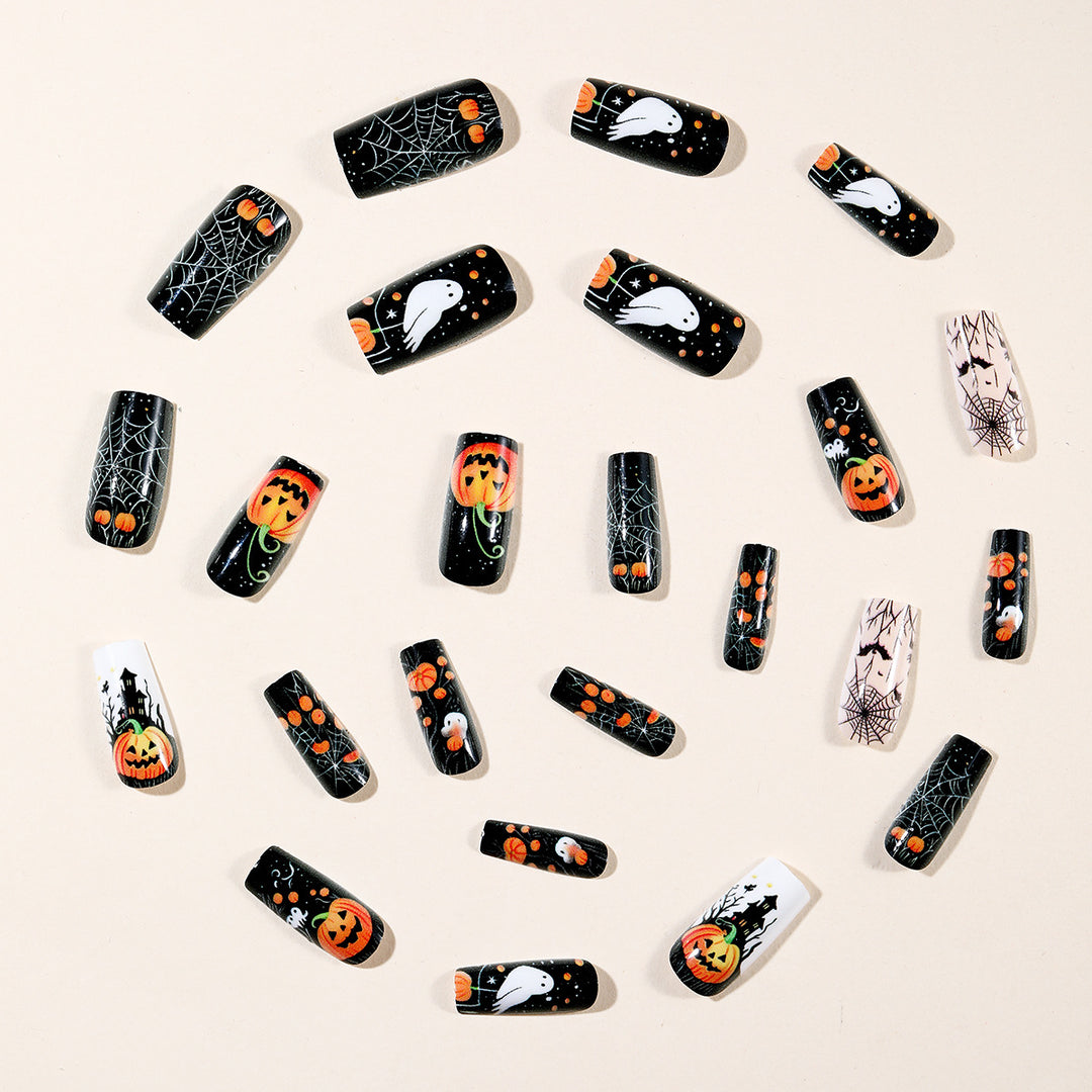 Festive Halloween-Themed Nail Art Kalsten