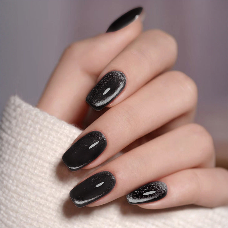 Nail art set with elegant metallic finish Kalsten