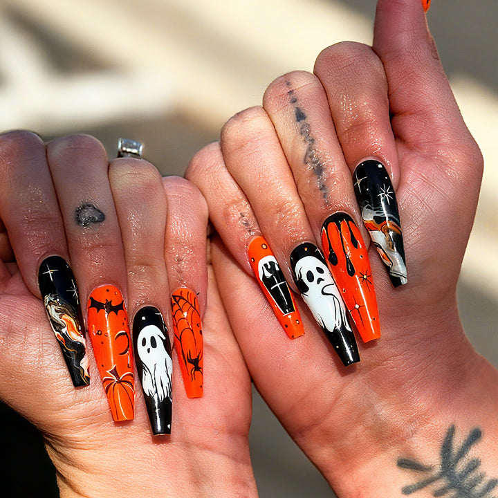 Halloween-Themed Stiletto Press-On Nails Kalsten