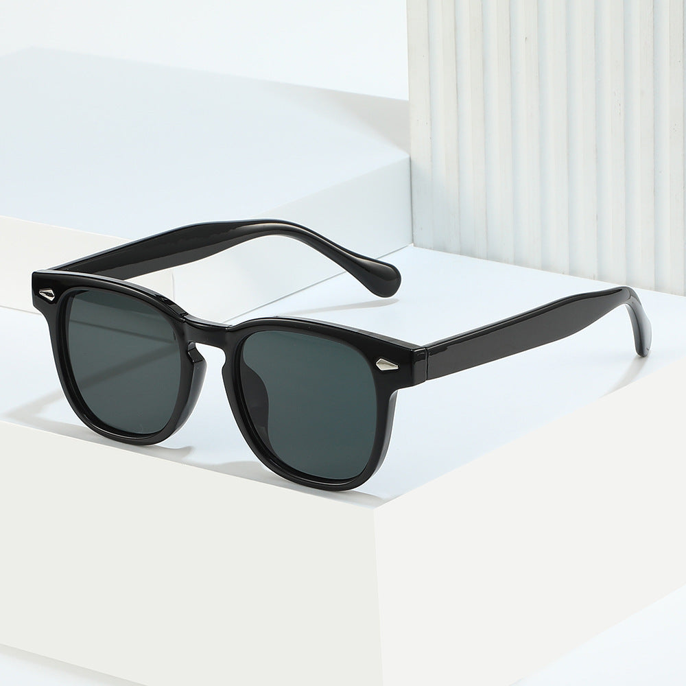 Classic Retro-Inspired Square Sunglasses Kalsten