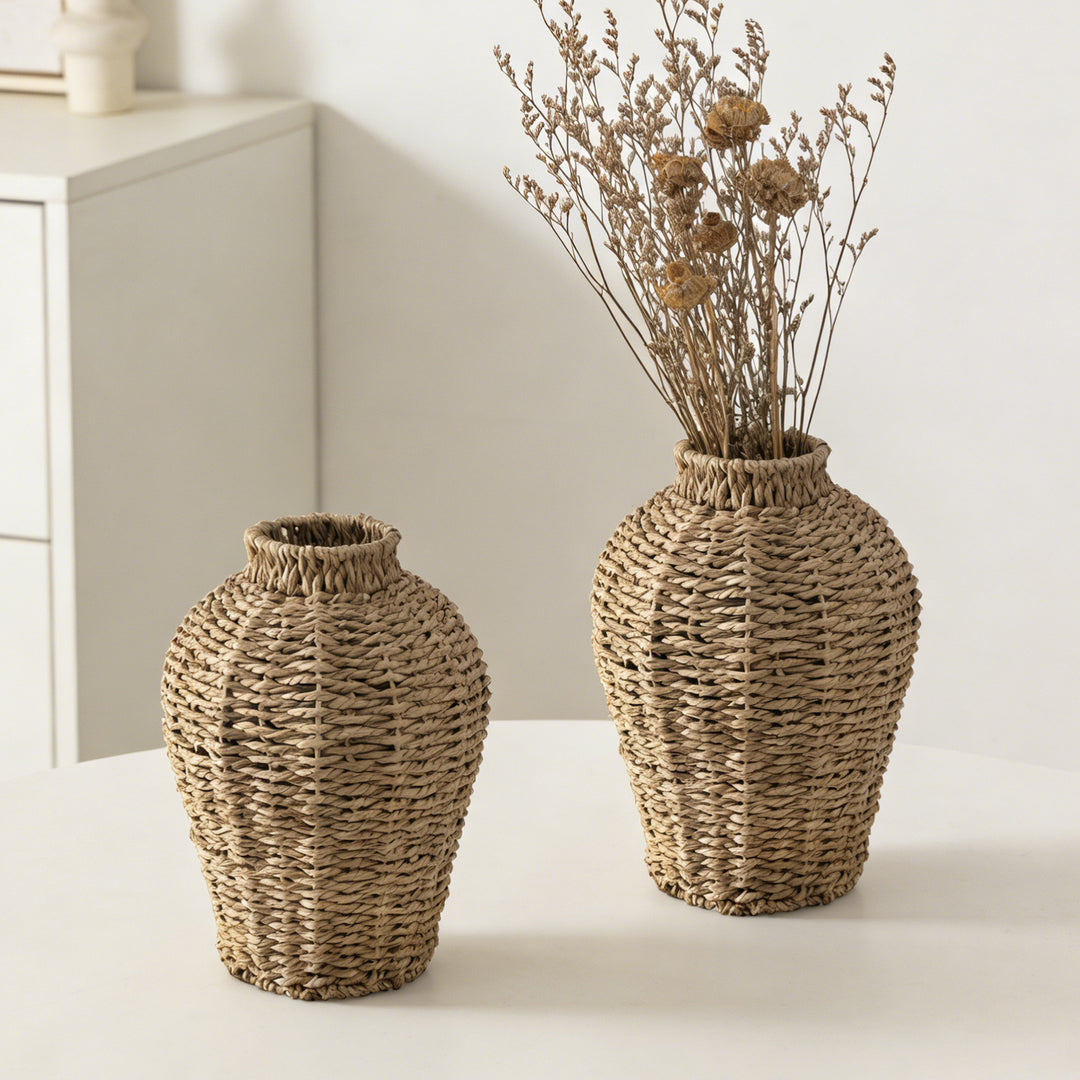 Decorative basket vase made of woven natural material Kalsten