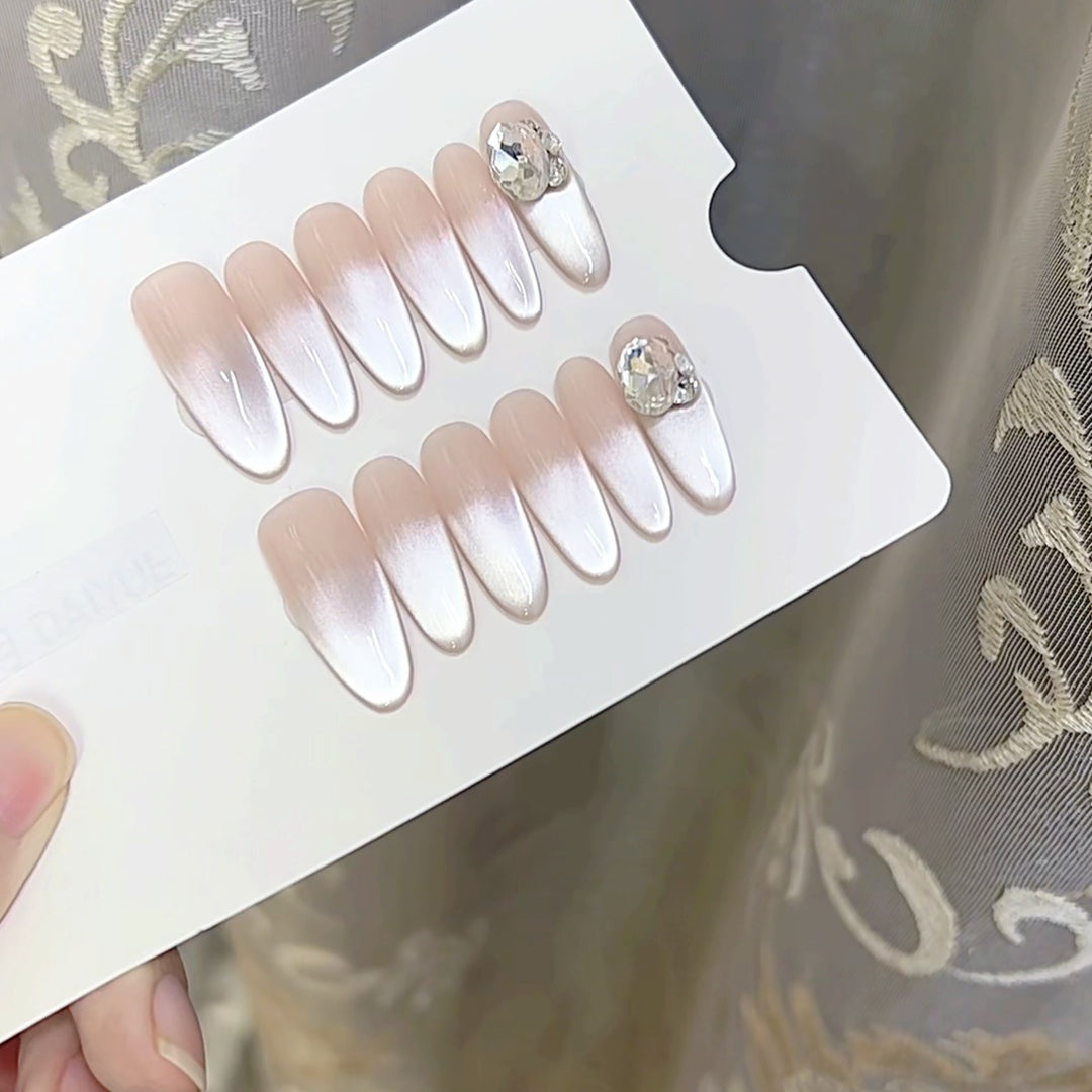 Glamourous Press-On Nail Set Kalsten