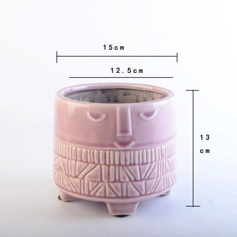 Decorative plant pot with facial features Kalsten