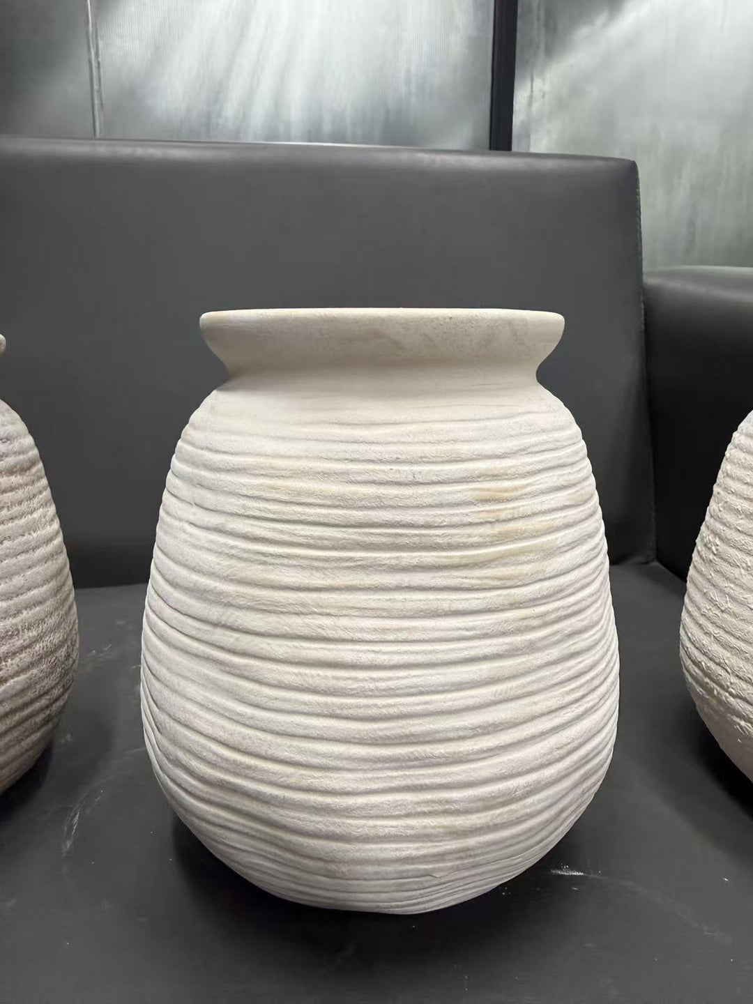 Handcrafted ceramic vase Kalsten