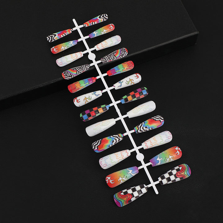 Luxury style artificial nails with intricate decorations Kalsten