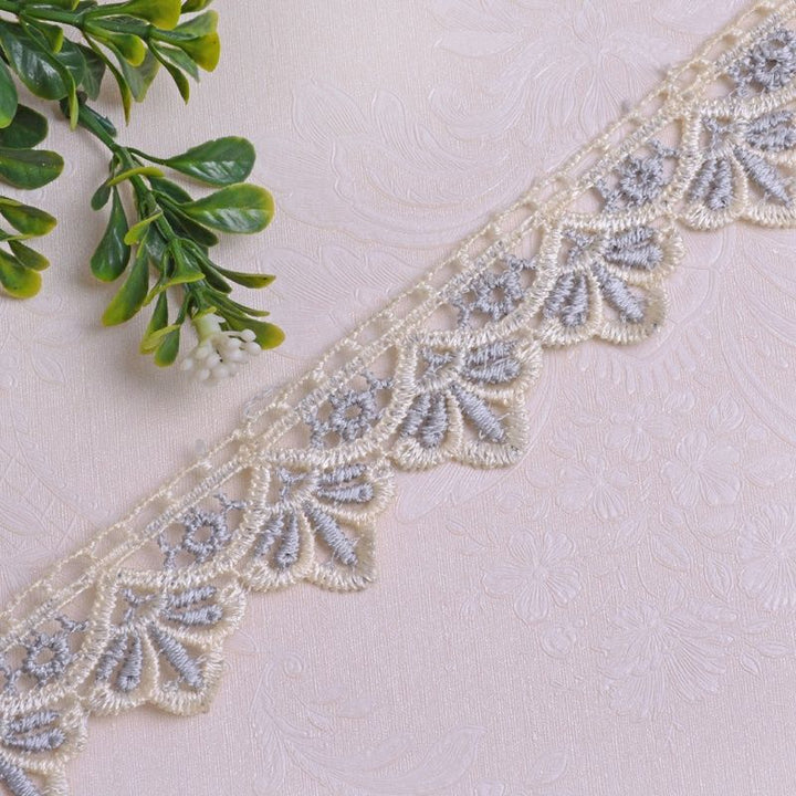 Decorative lace trim Kalsten