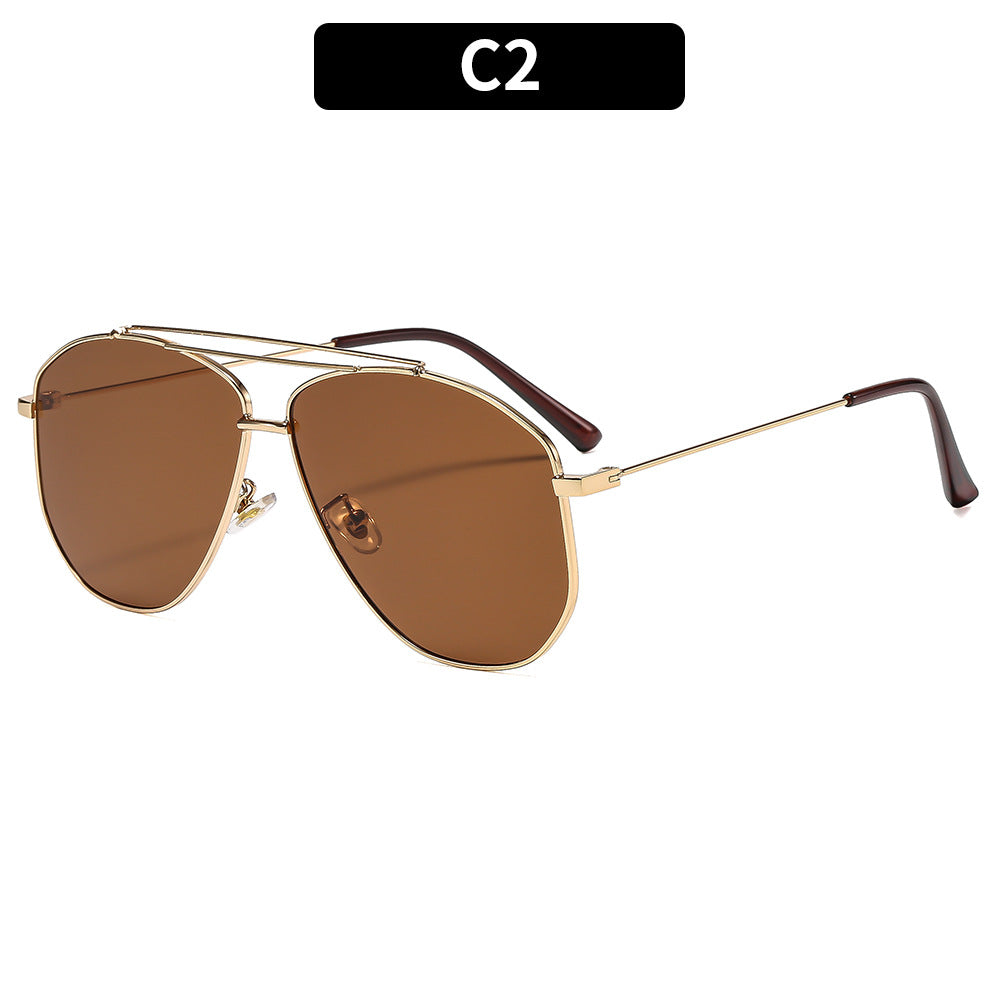 Fashion-Forward Aviator Sunglasses
