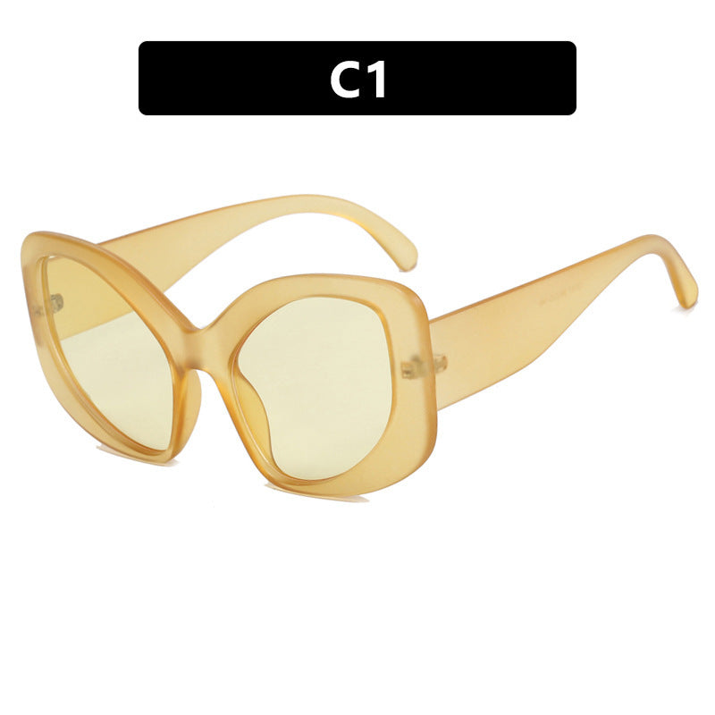 Women elegant oversized sunglasses with striking design Kalsten